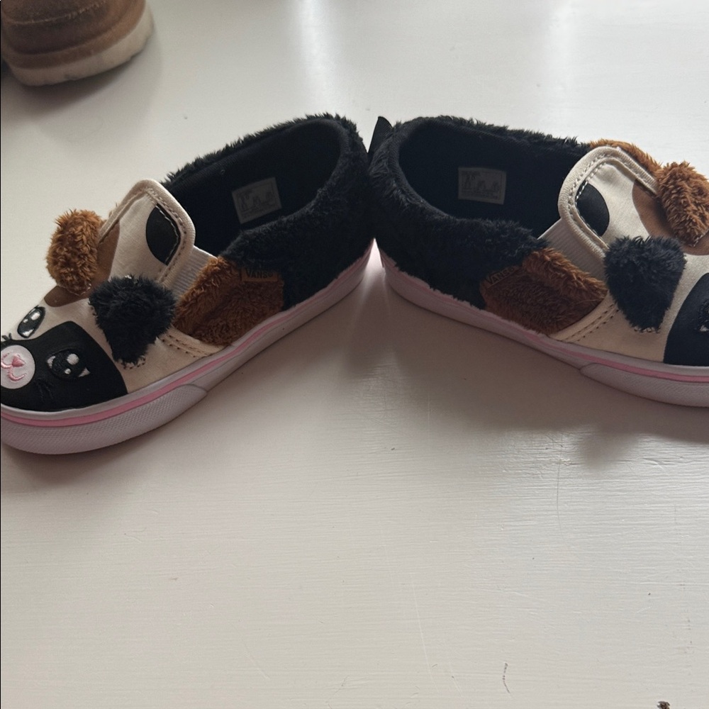 Vans Kids Shoes with Black and Brown Animal Design - Picture 5 of 5